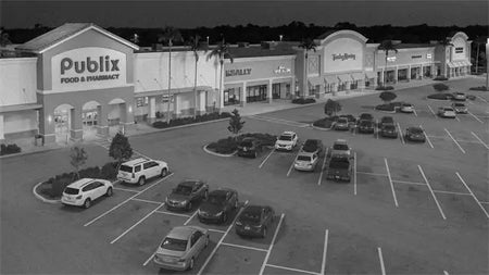 image_compare_black_white_vision_parking_lot_mobile