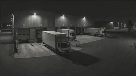 image_compare_dual_light_vision_warehouse_mobile
