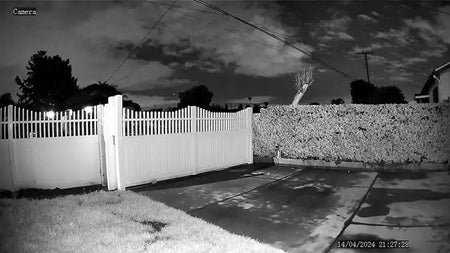 image_compare_night_vision_yard_2_mobile